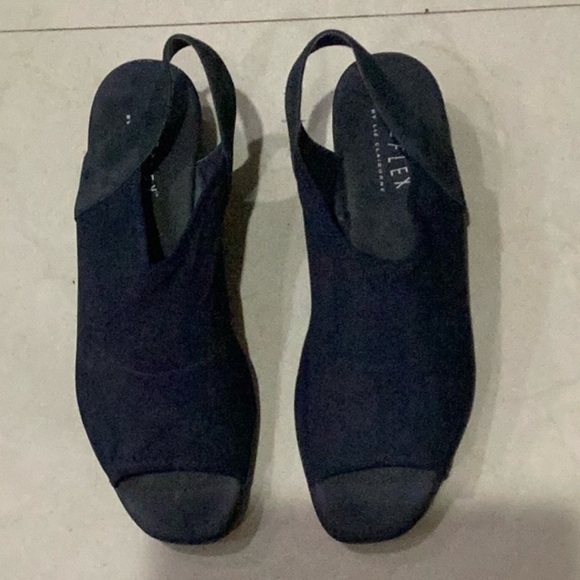 Liz Claiborne Flex Wedge Sandal, Navy Blue SZ 10 - Picture 1 of 7